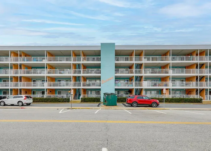 Beachside Bliss! Ocean W/ Large Balcony *