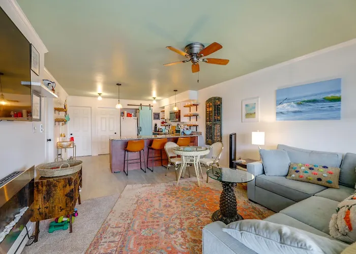Beachside Bliss! Ocean W/ Large Balcony