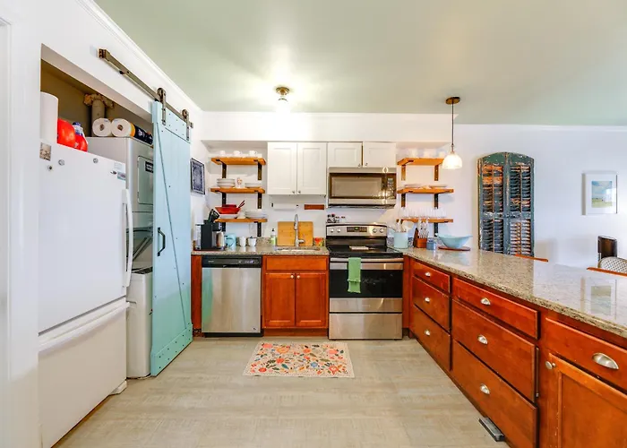 Holiday home Beachside Bliss! Ocean W/ Large Balcony Ocean City